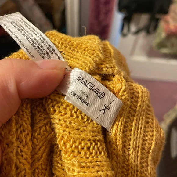 FREE PEOPLE BEACH LINEN COCO SWEATER TOP - Picture 3 of 5